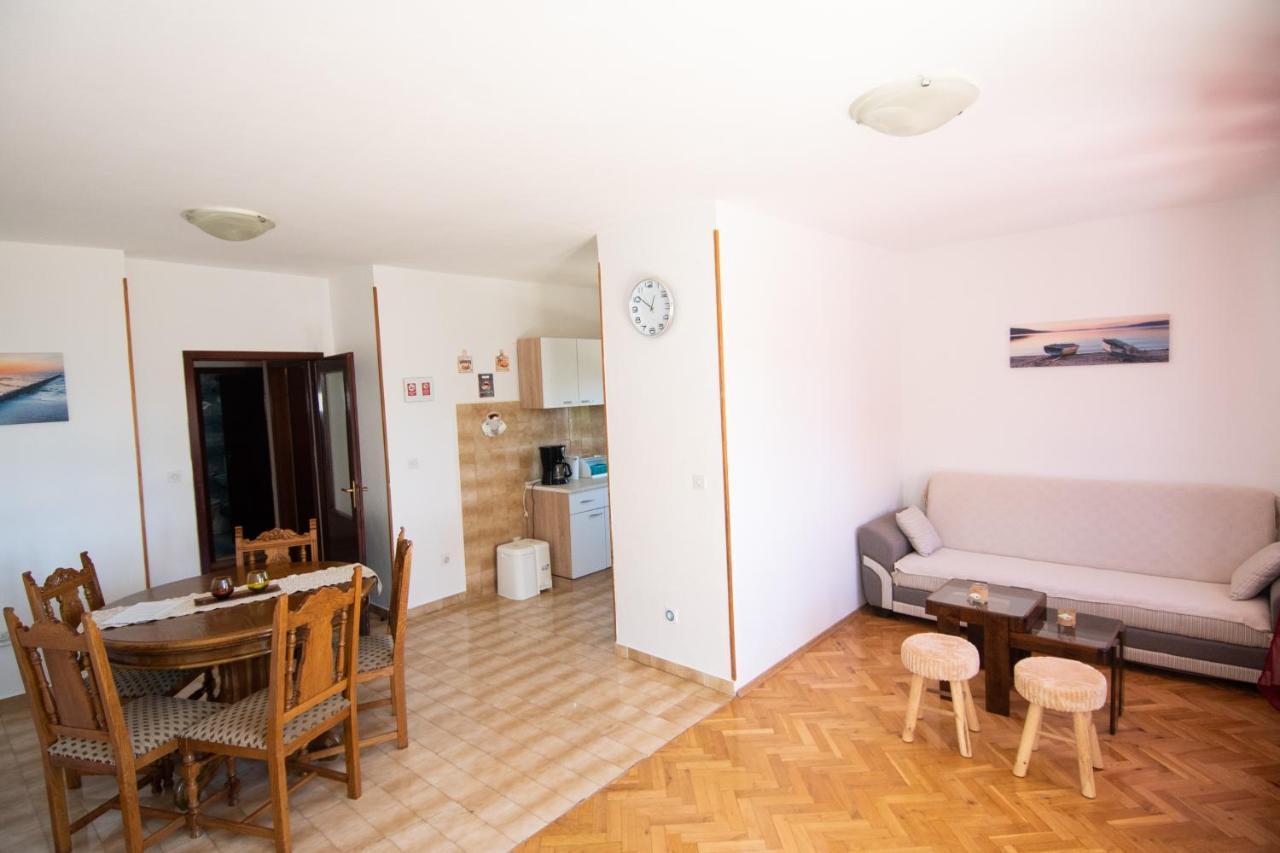 Apartmani Ivana 2 Kaštela Eksteriør bilde
